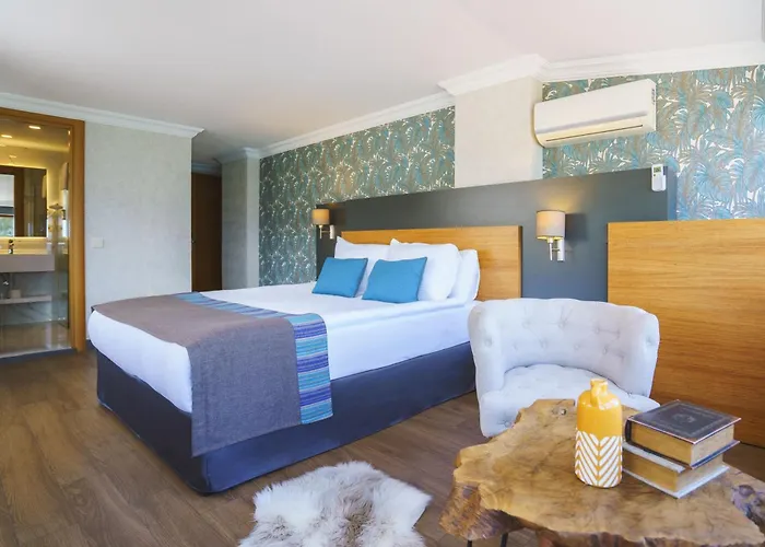 Qinn Hotel
